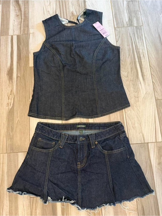 wild fable Dresses & Skirts - wild fable Dark Blue Denim Sleeveless Top & Mini Skirt Set top is small bottom 4